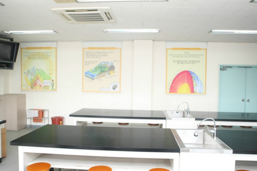06.JPG